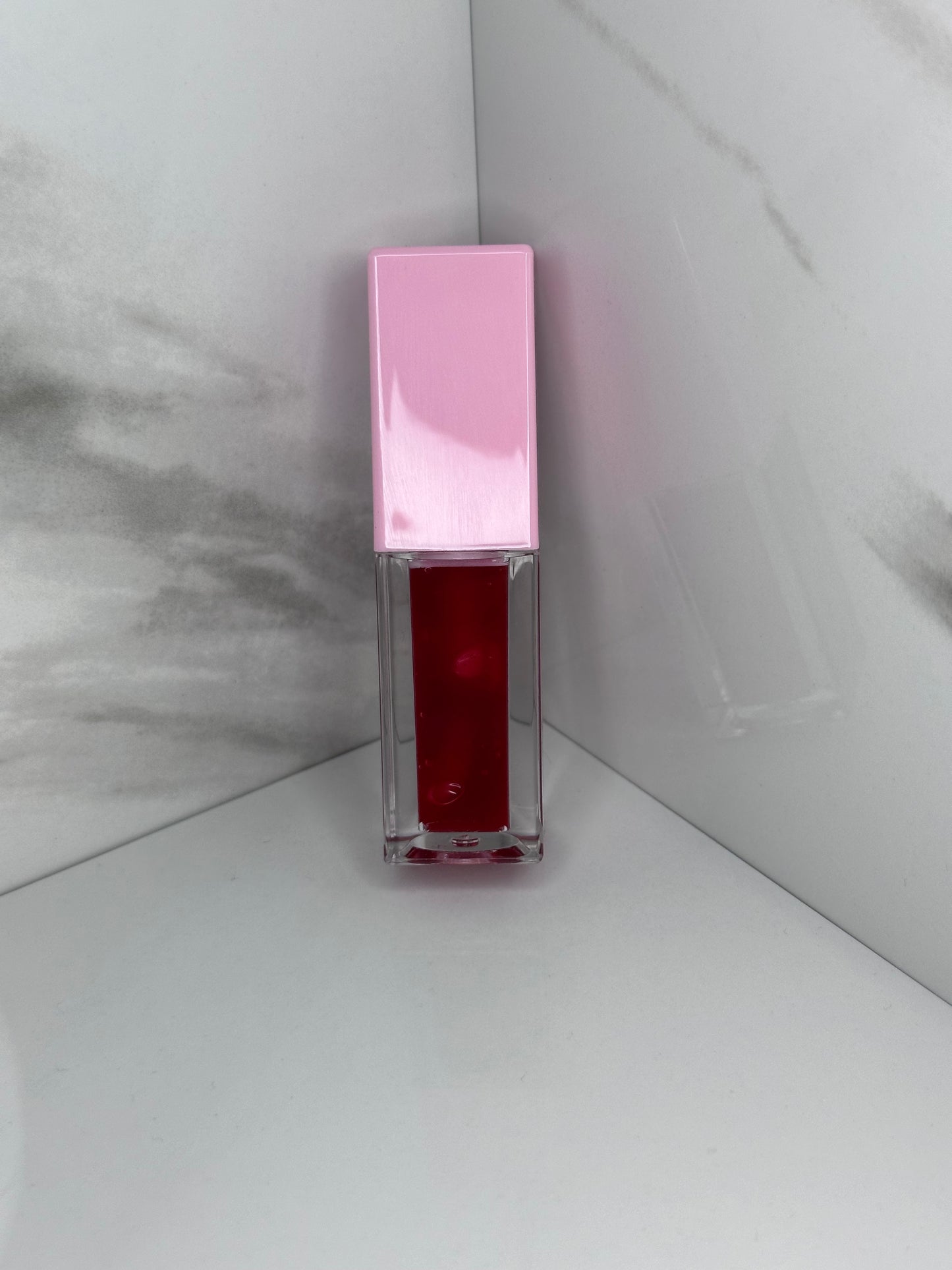Hydrating Lip Gloss "Cherry Red" - Princess Empire